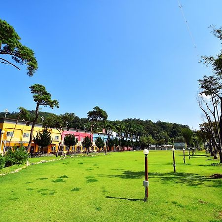 Sungbo Youth Hostel Mungyeong Exteriör bild