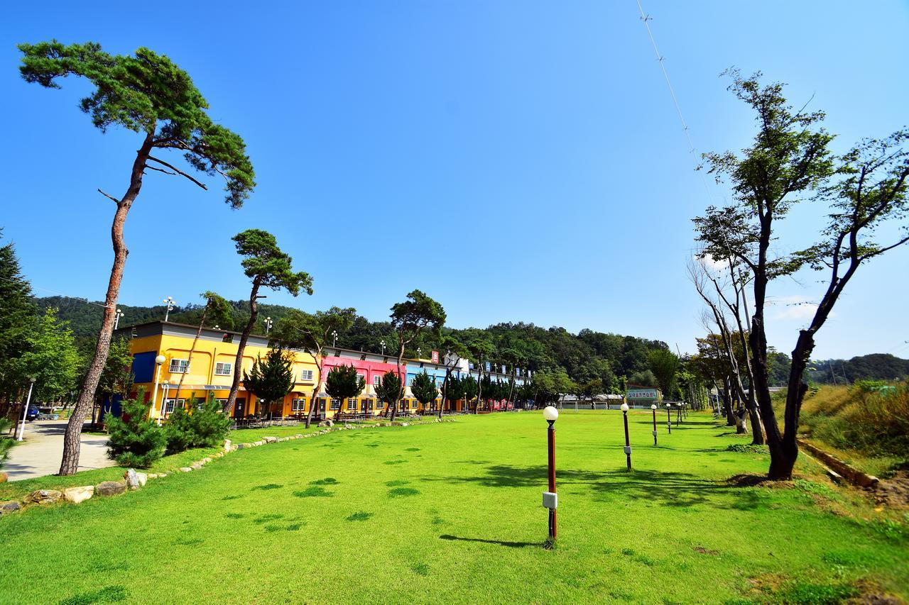 Sungbo Youth Hostel Mungyeong Exteriör bild
