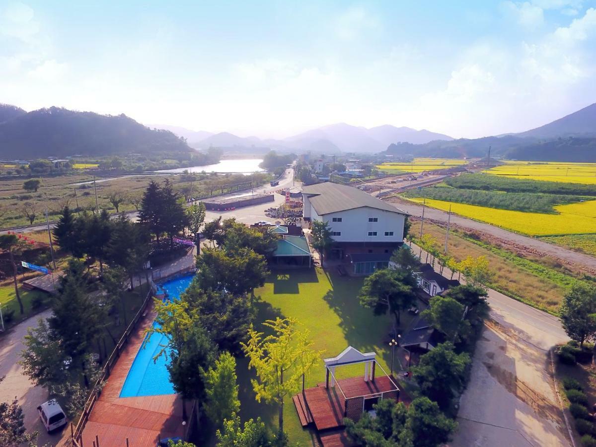 Sungbo Youth Hostel Mungyeong Exteriör bild